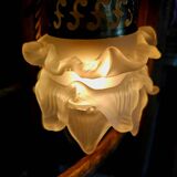 Glass paste flower suspension