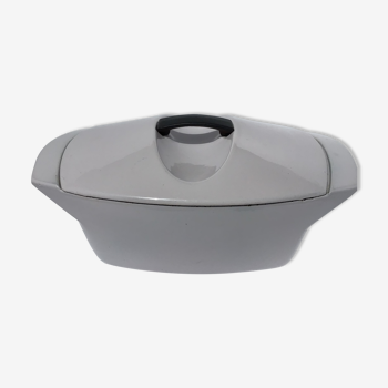 Cocotte fonte by Raymond Loewy for Le Creuset