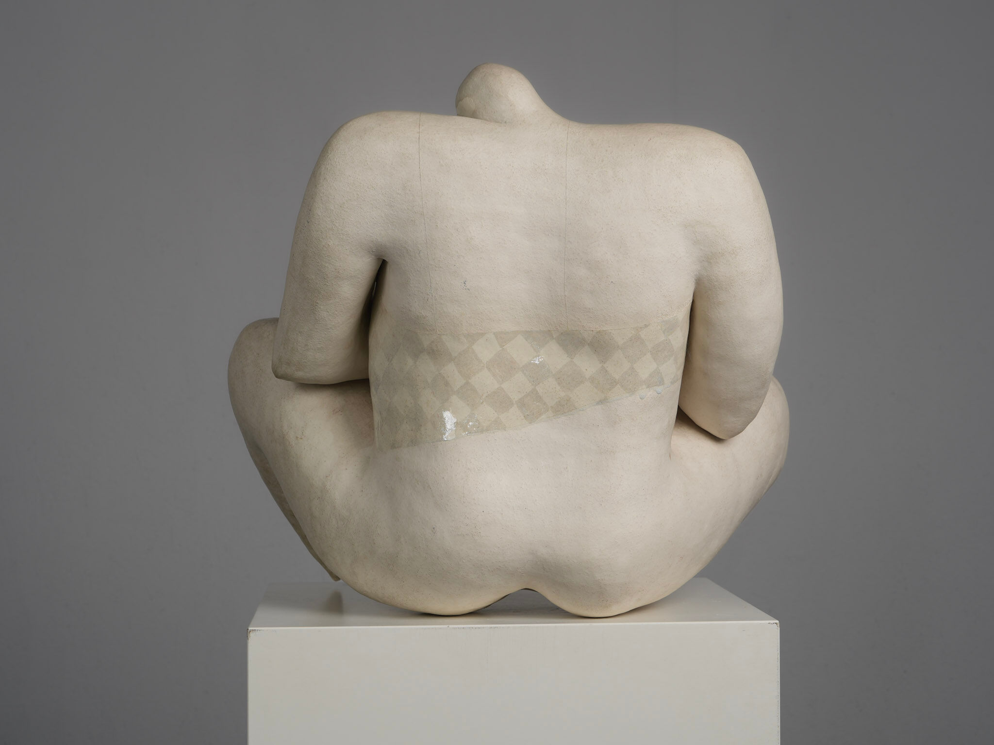 "Courage" expressive ceramic female sculpture by Evelyn van Baarda, Netherlands, 1981