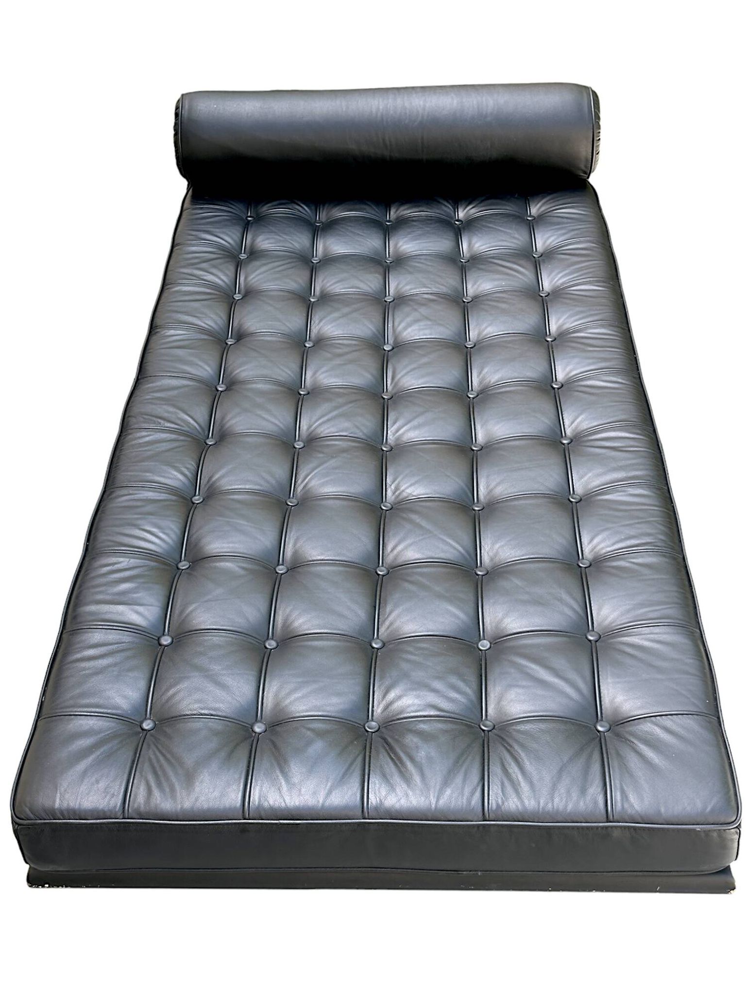 Barcelona daybed by Ludwig Mies Van Der Rohe Bauhaus for Knoll, 1970
