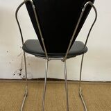 Lot 5 chairs black leather thread