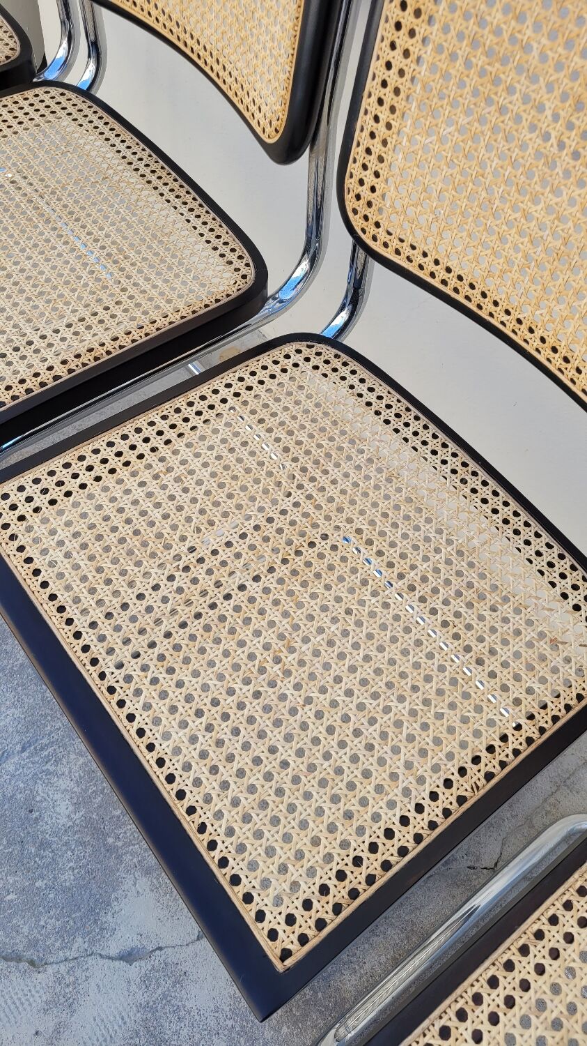 Série de 4 chaises Marcel Breuer modèle B32 signé Italy