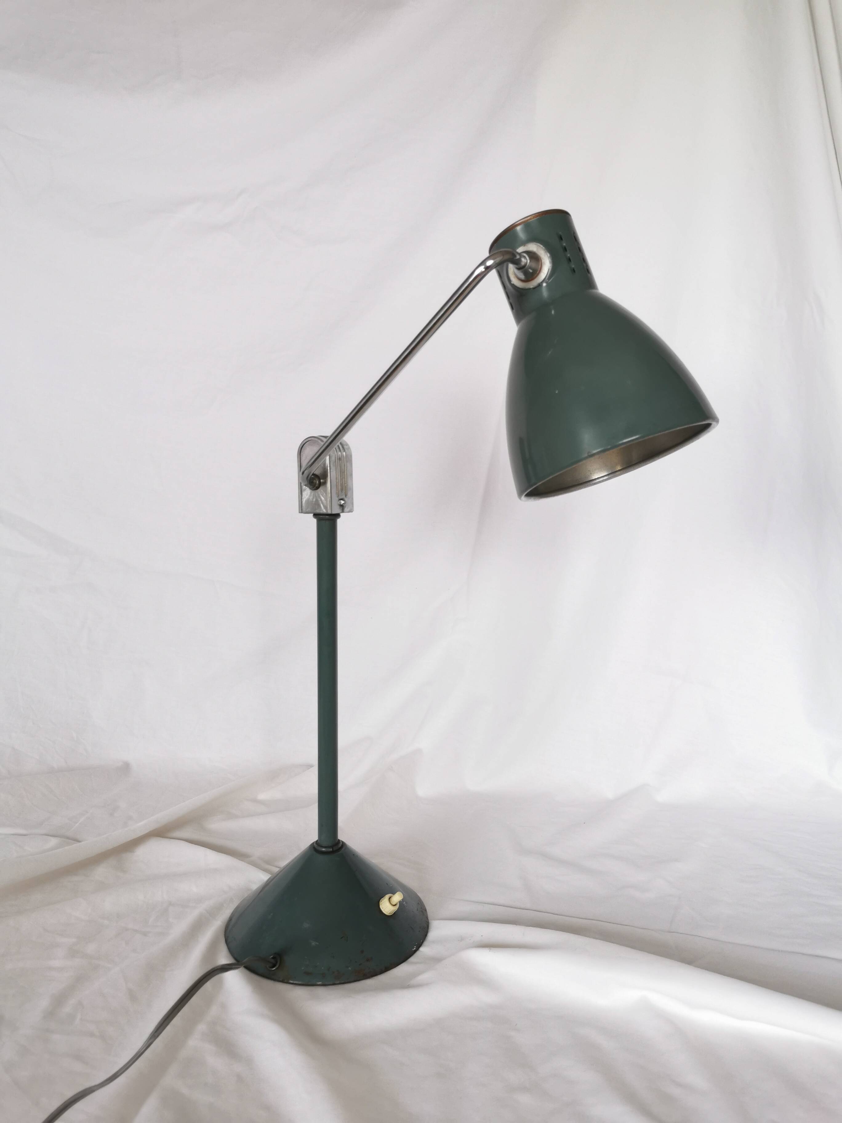 Jumo 800 articulated lamp, France, 1960