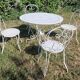 Table ronde de jardin et ses 4 chaises en métal