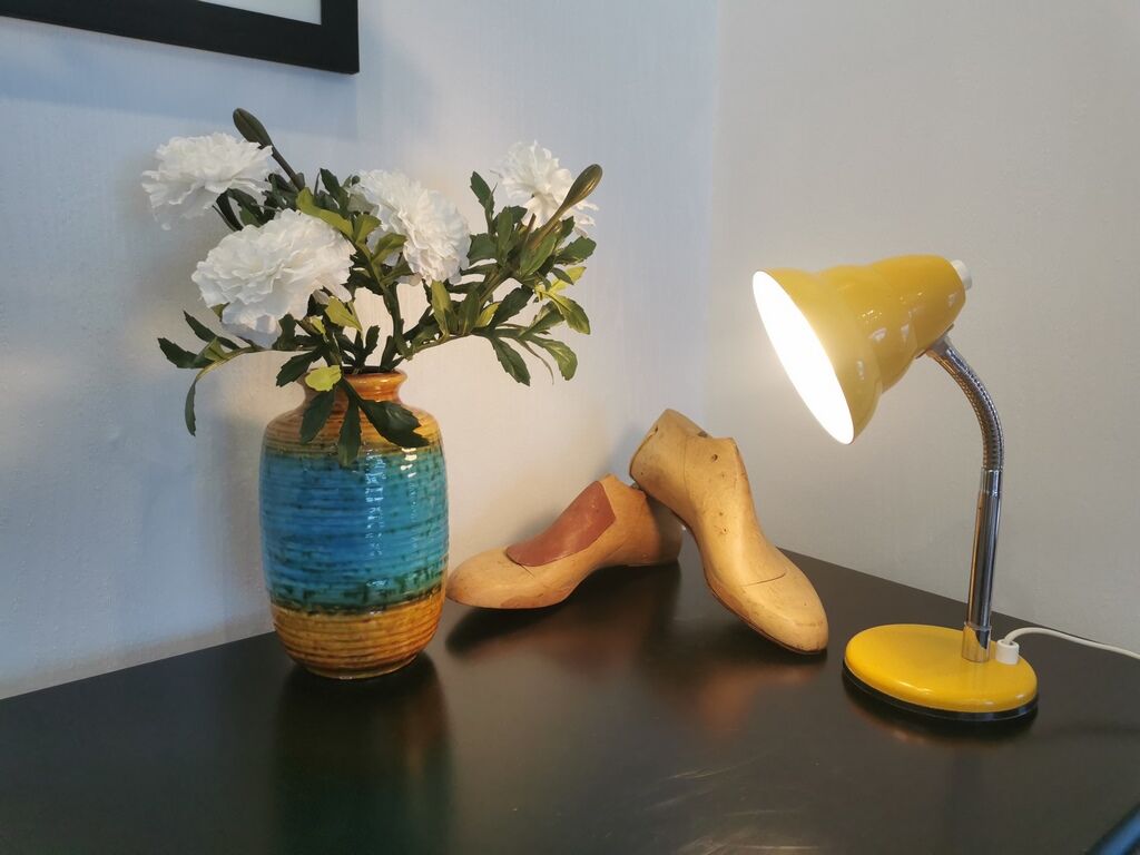 Vintage metal desk lamp
