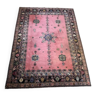 20th century pink Turkish rug