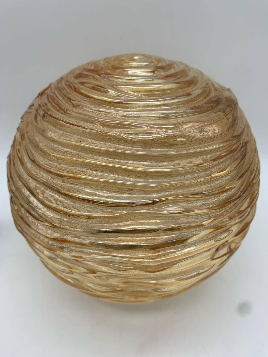 Set de 3 appliques murales globe en verre et métal doré
