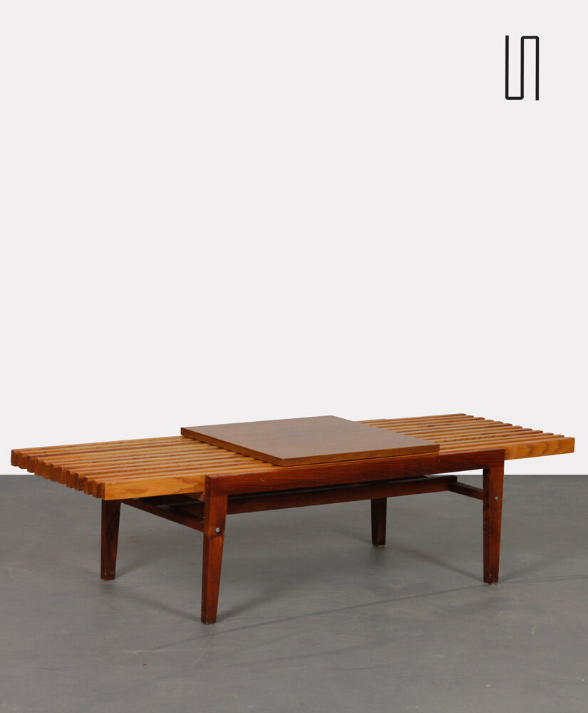 Table basse à lattes par František Mezulanik datant des années 1960
