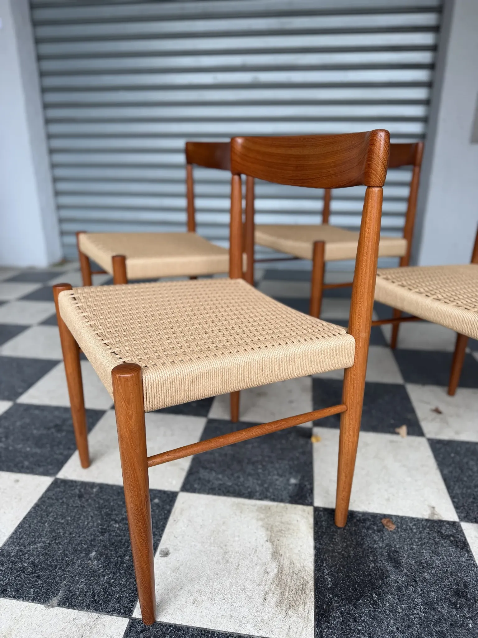 Set of 4 HW Klein chairs for Bramin