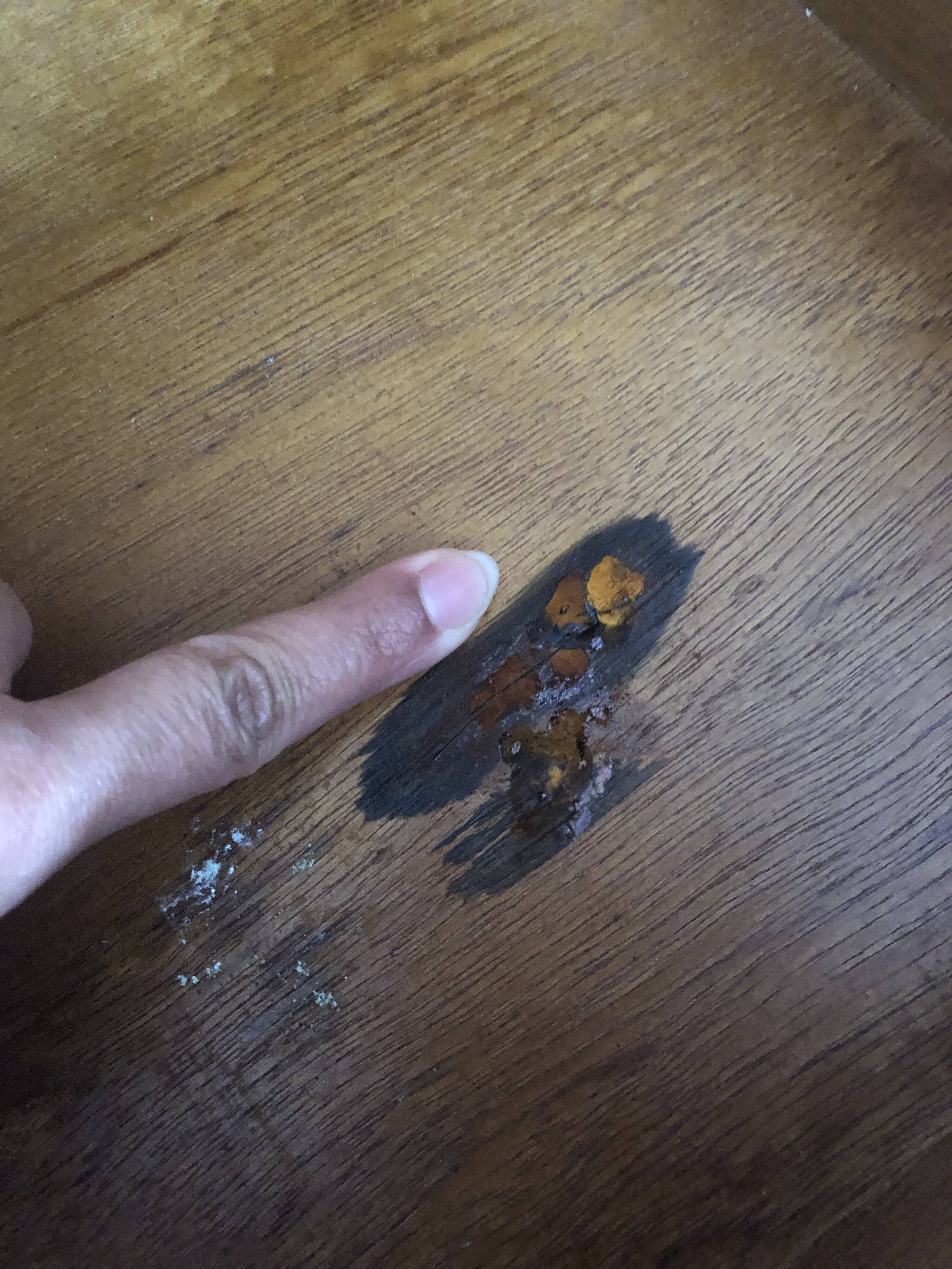 Vintage chest of drawers