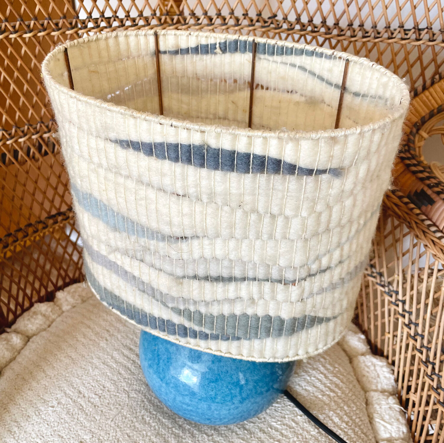 Blue wool lamp