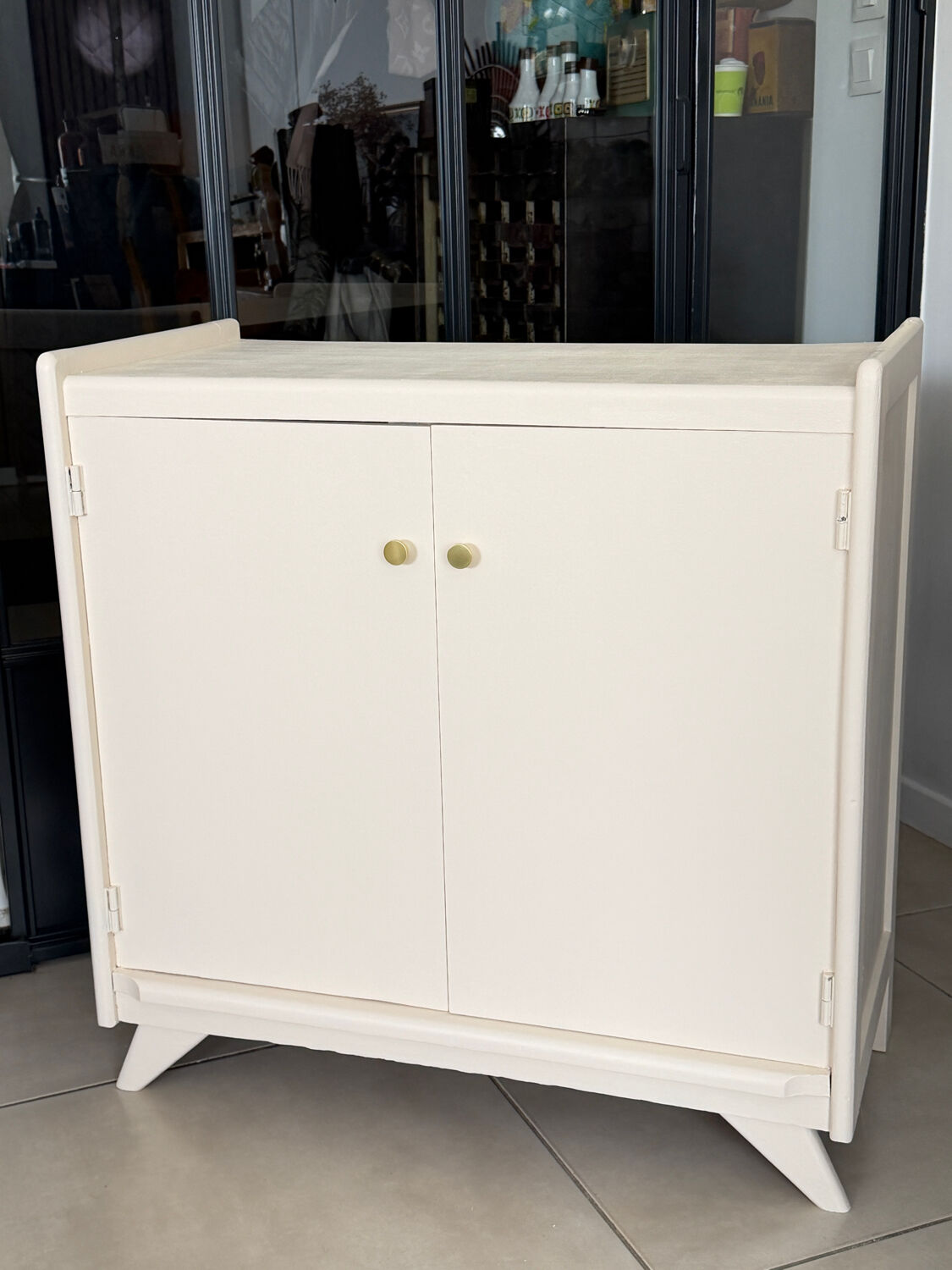 Vintage compass leg chest of drawers