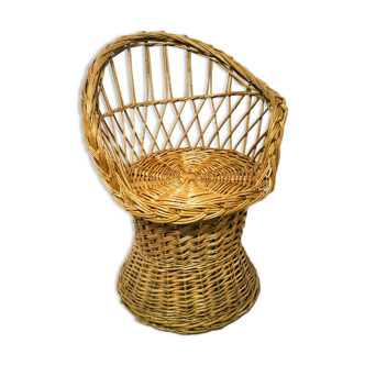 Children's chair in wicker