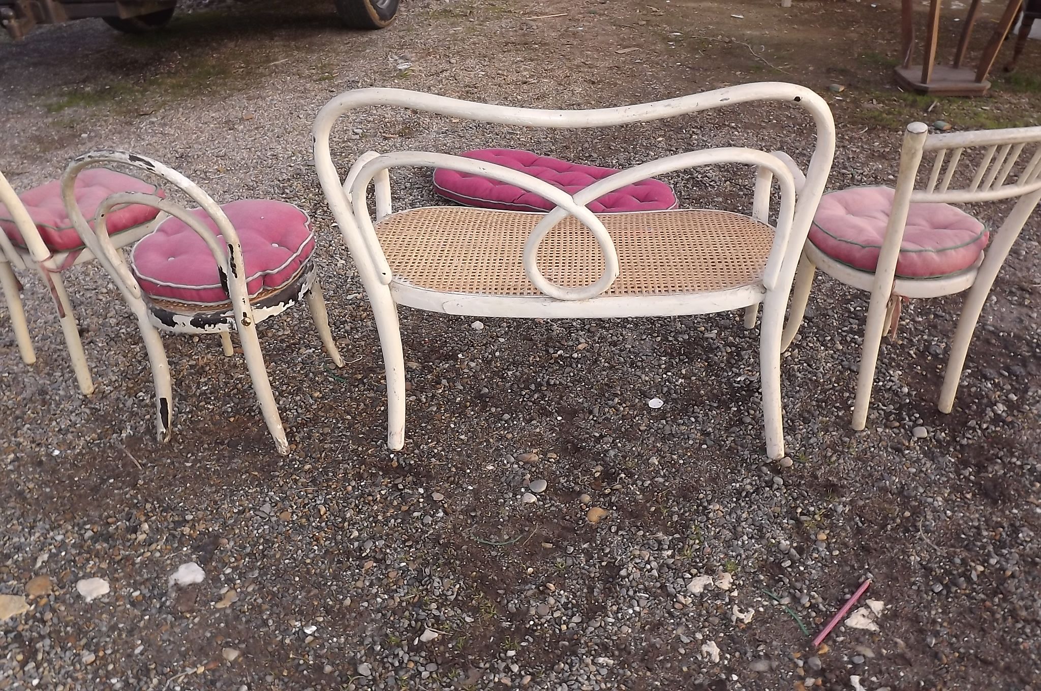 Mobilier enfant en bois courbé