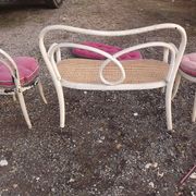 Mobilier enfant en bois courbé