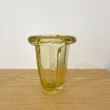 Art Deco vase in thick glass with an inverted rim, 1930s to 1950s.