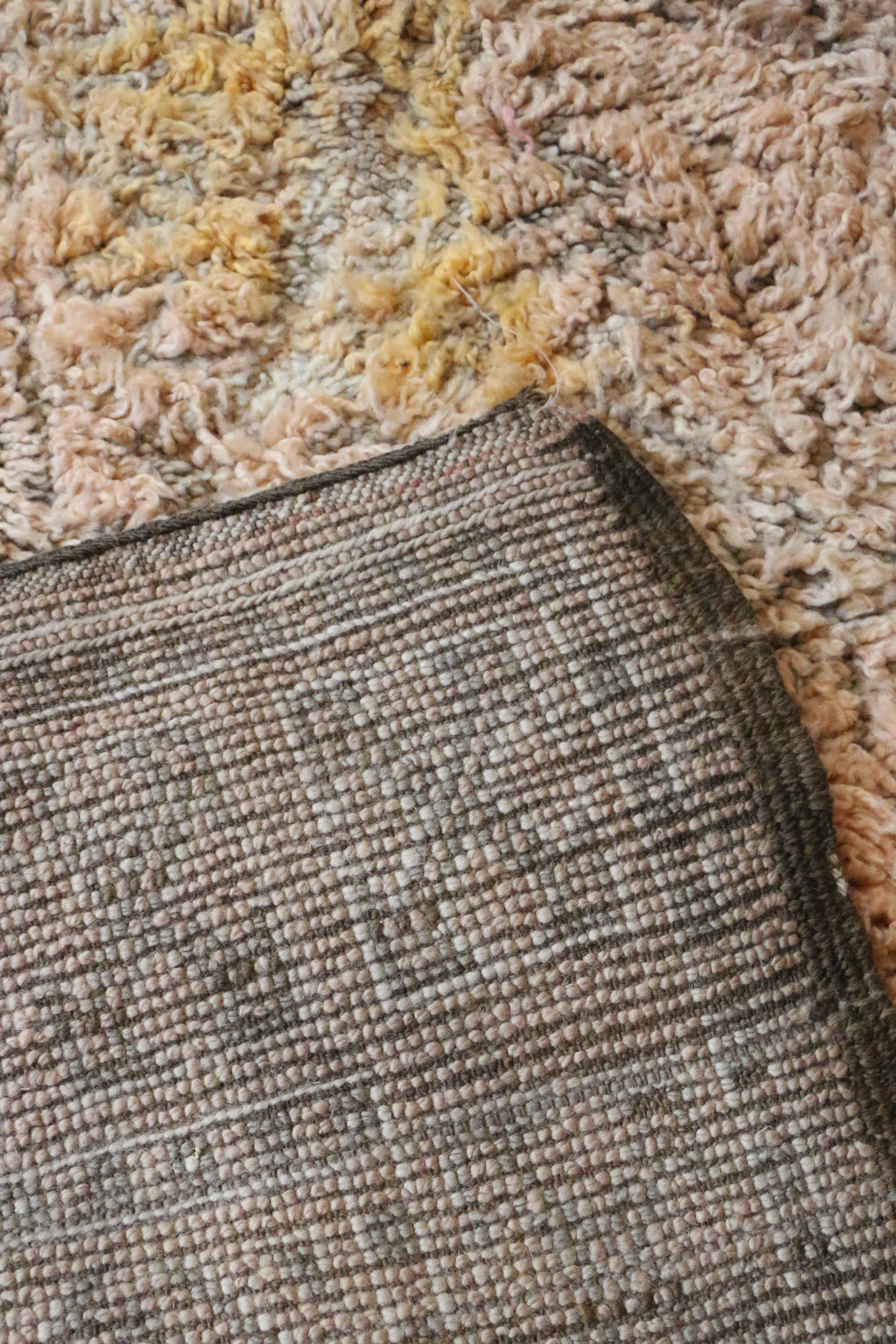 Vintage carpet Beni M'Guild 193 x 278 cm