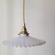 Pendant in serrated opaline