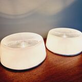 Plafonnier industriel Holophane en verre opaline blanc et transparent (7 disponibles)