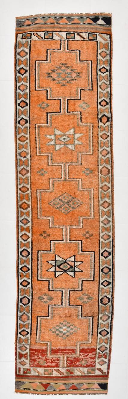 Soft Peach Vintage Boho Chic Floor Runner Rug, 85x331 Cm