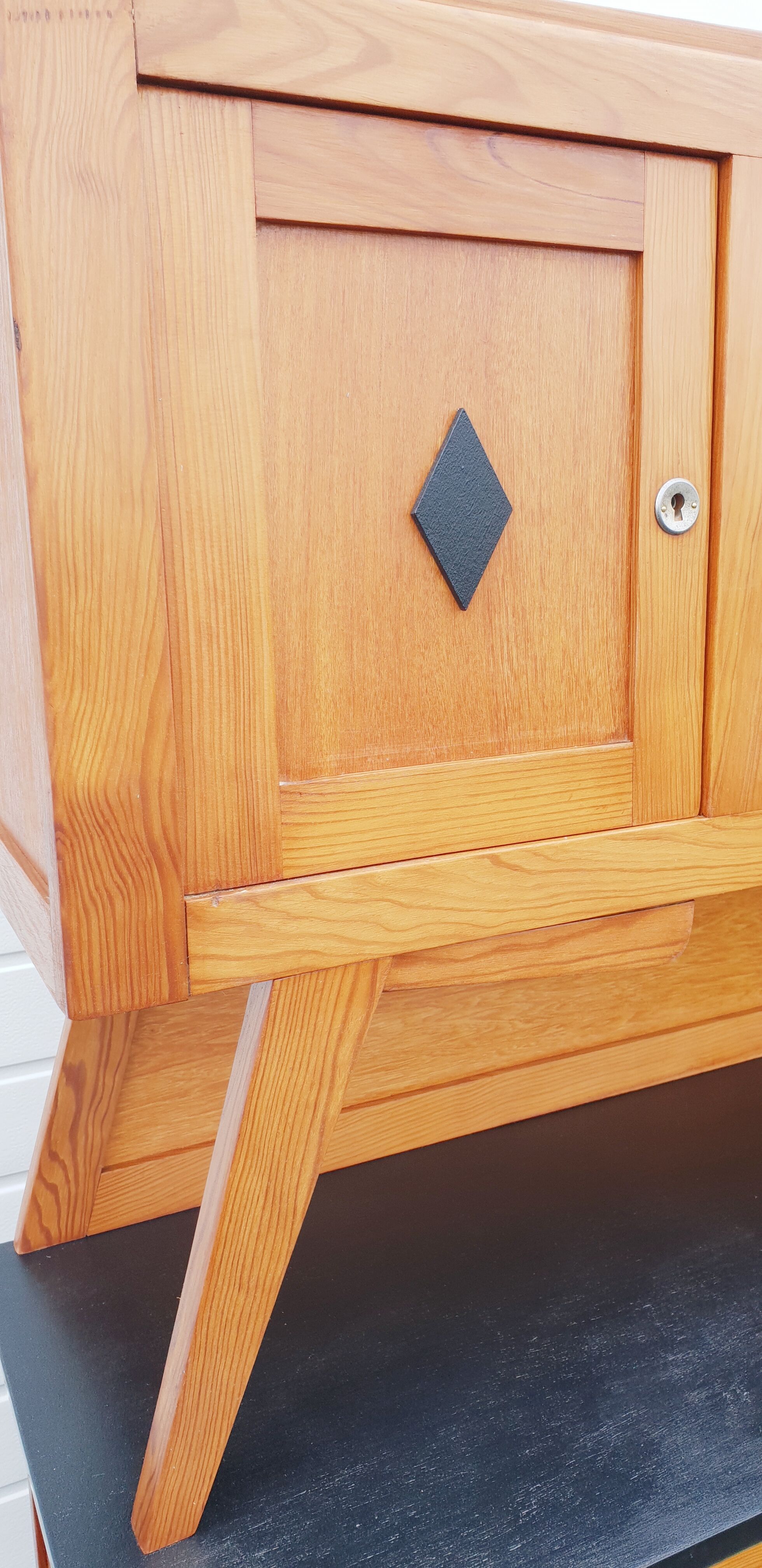 Vintage buffet