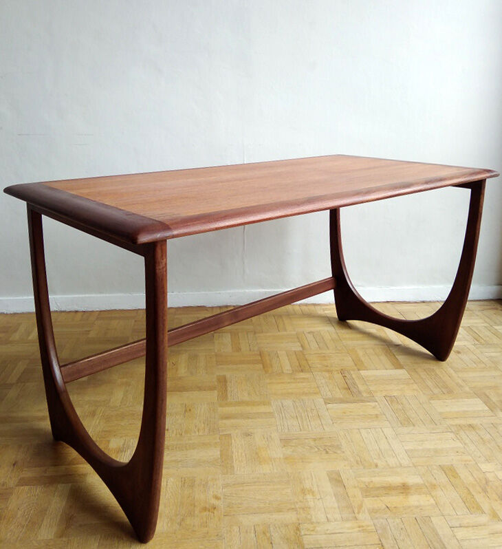 Pull-out tables in teak - G Plan - 1960s