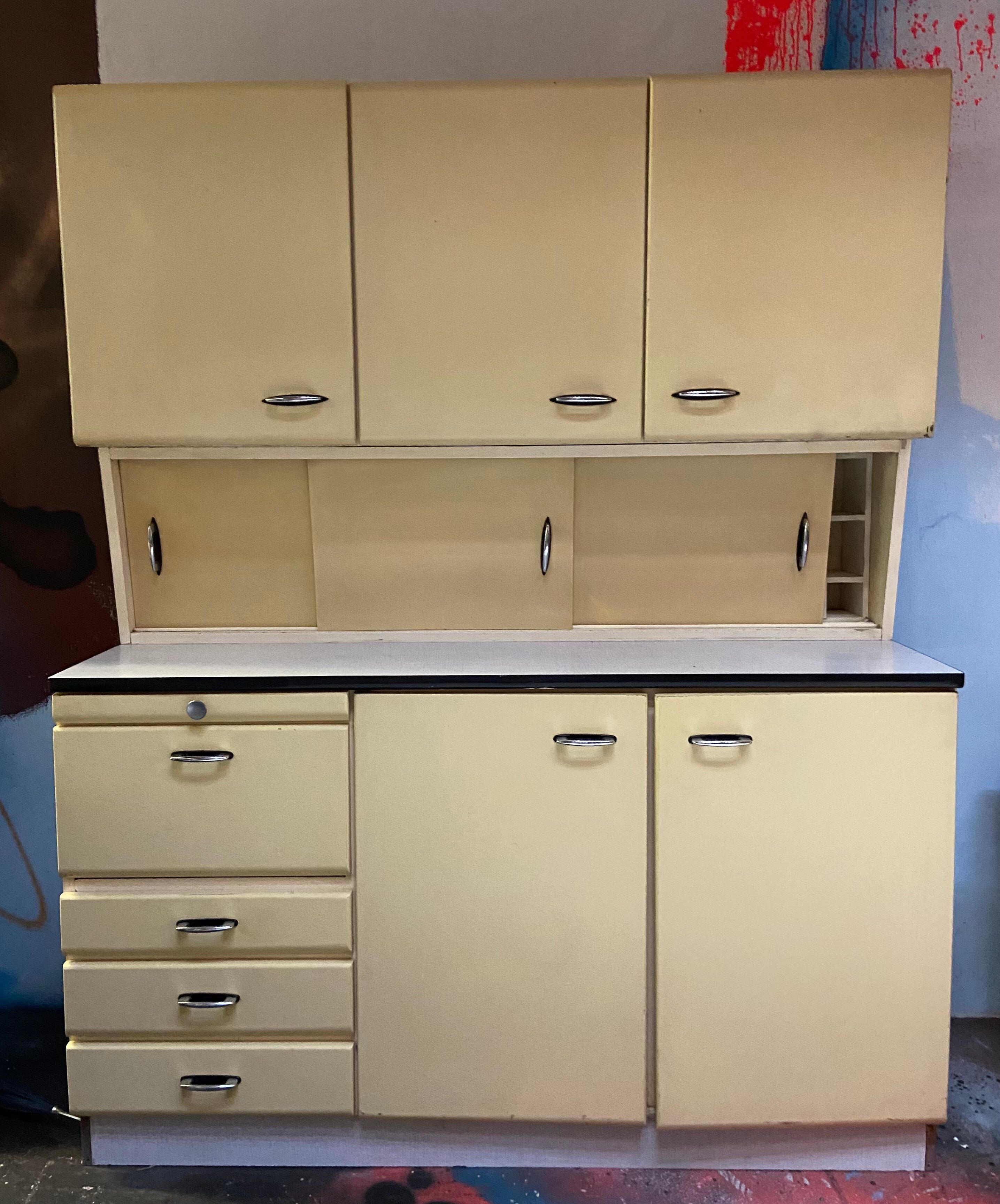 Vintage buffet