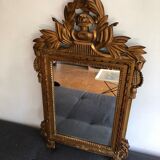 Gilded wooden pediment mirror