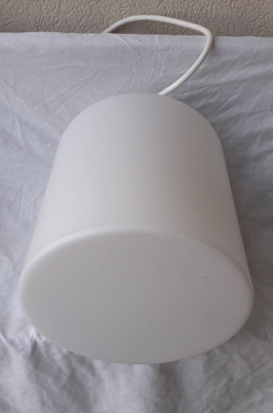 Suspension en opaline blanche