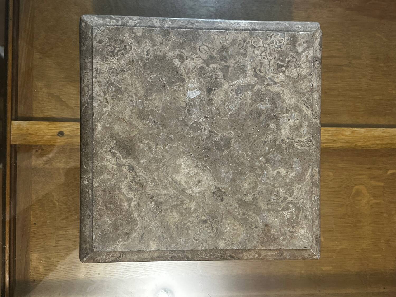 Trivet, base in ancient marble