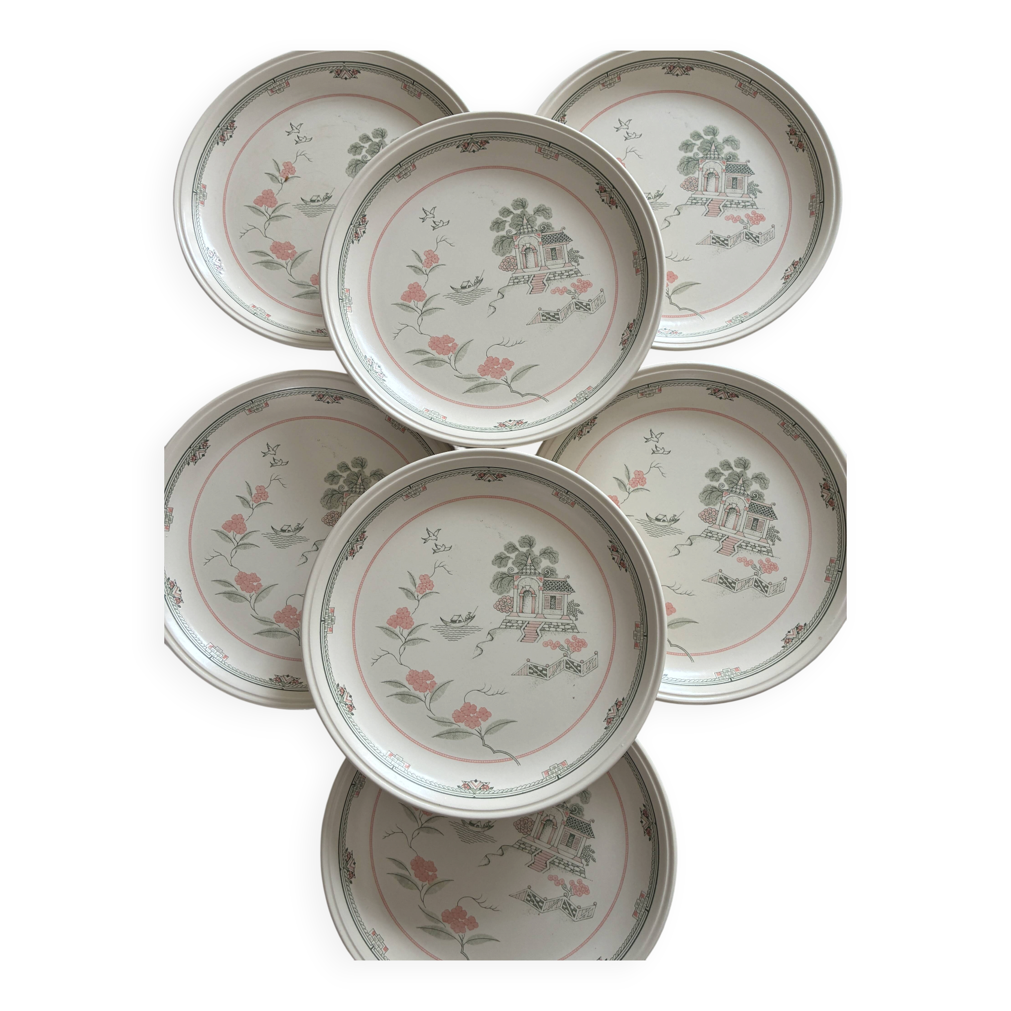 Lot of 7 flat plates with Japanese inspiration.