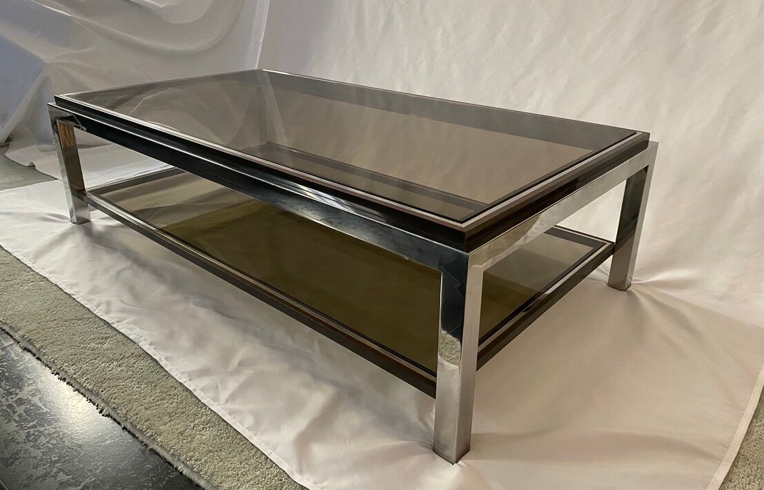 Table basse bicolore des années 1970 avec verre fumé d’après Willy Rizzo