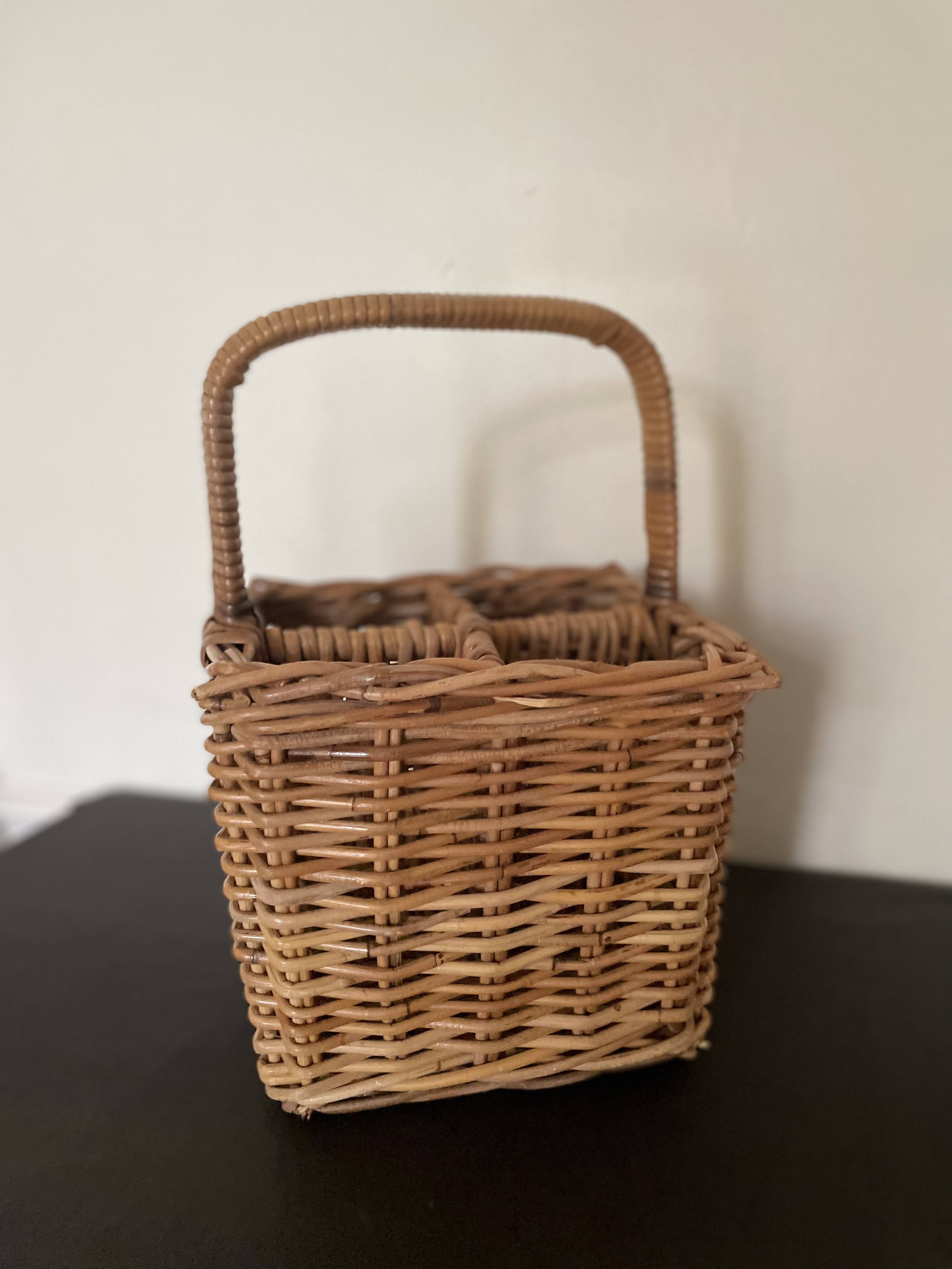 Bottle storage basket