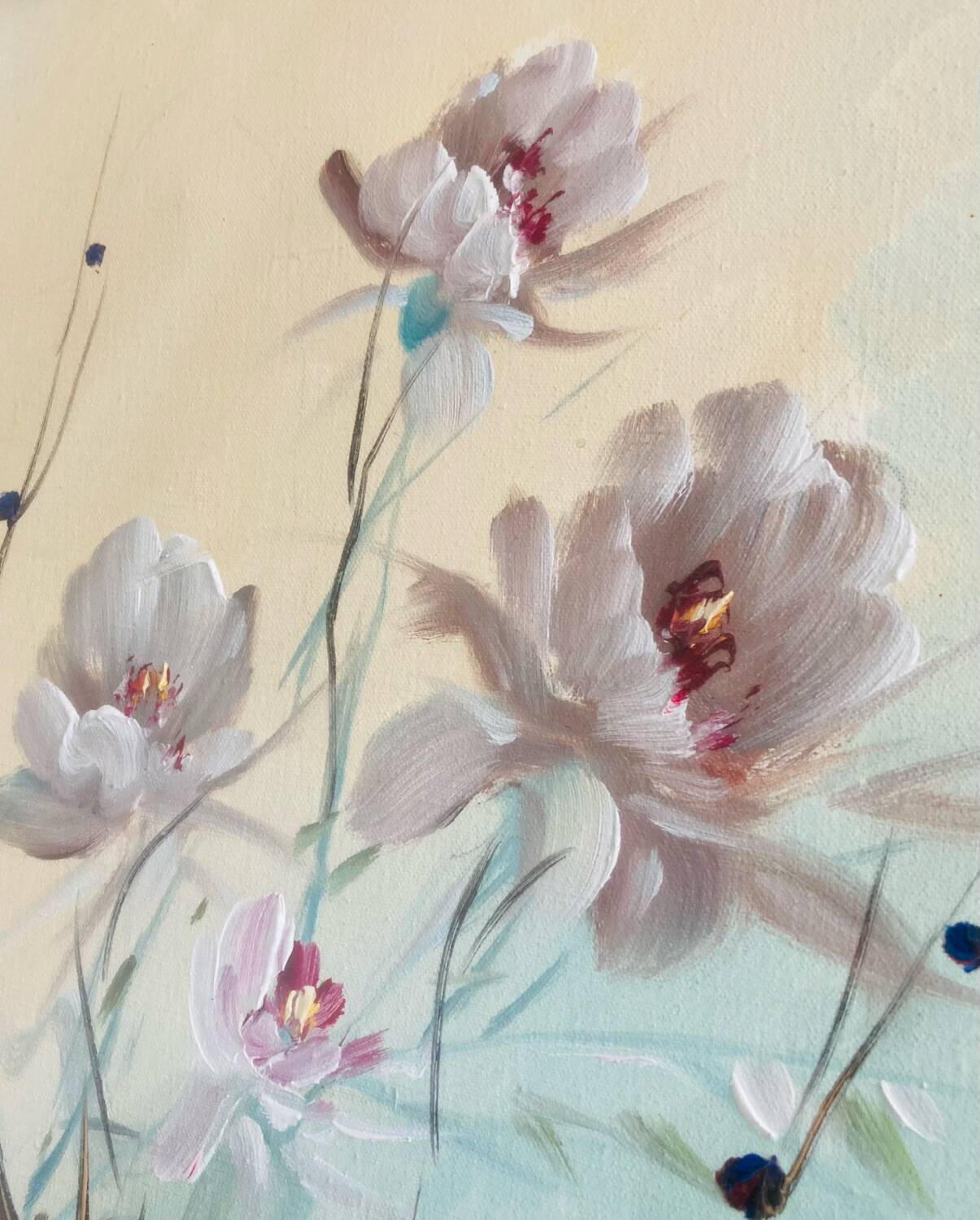 Large HST painting depicting a floral bouquet signed Lina Pont (?)