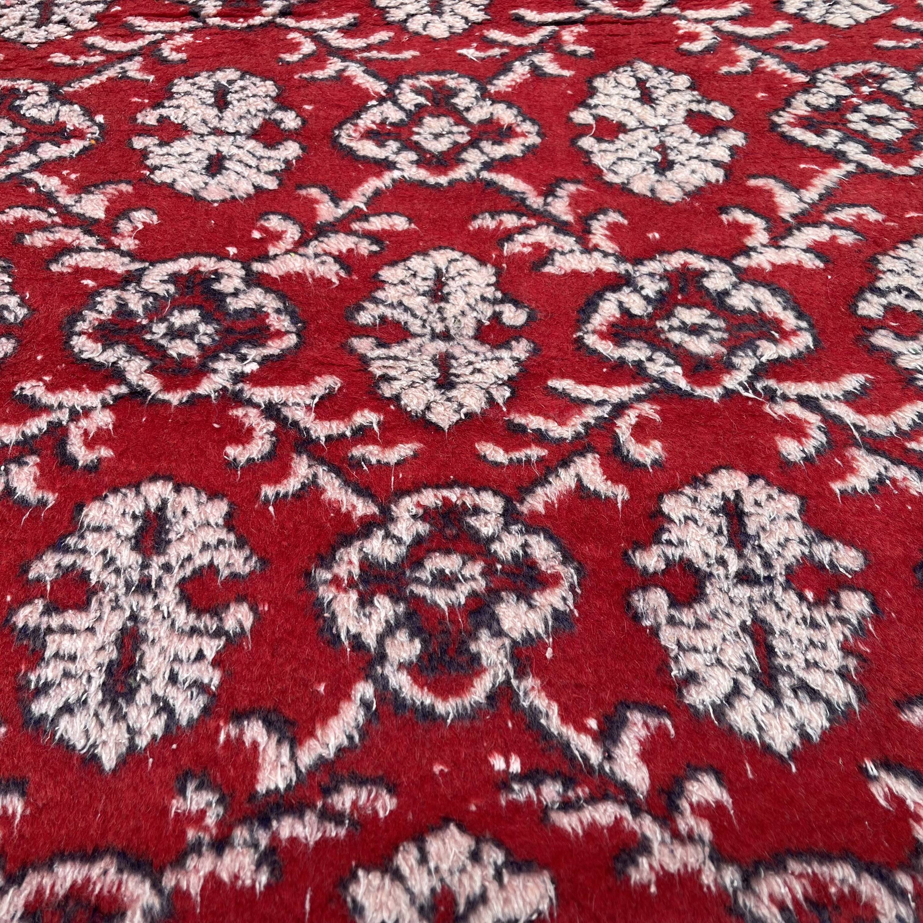 Vintage turkish rug , 142 x 75 cm