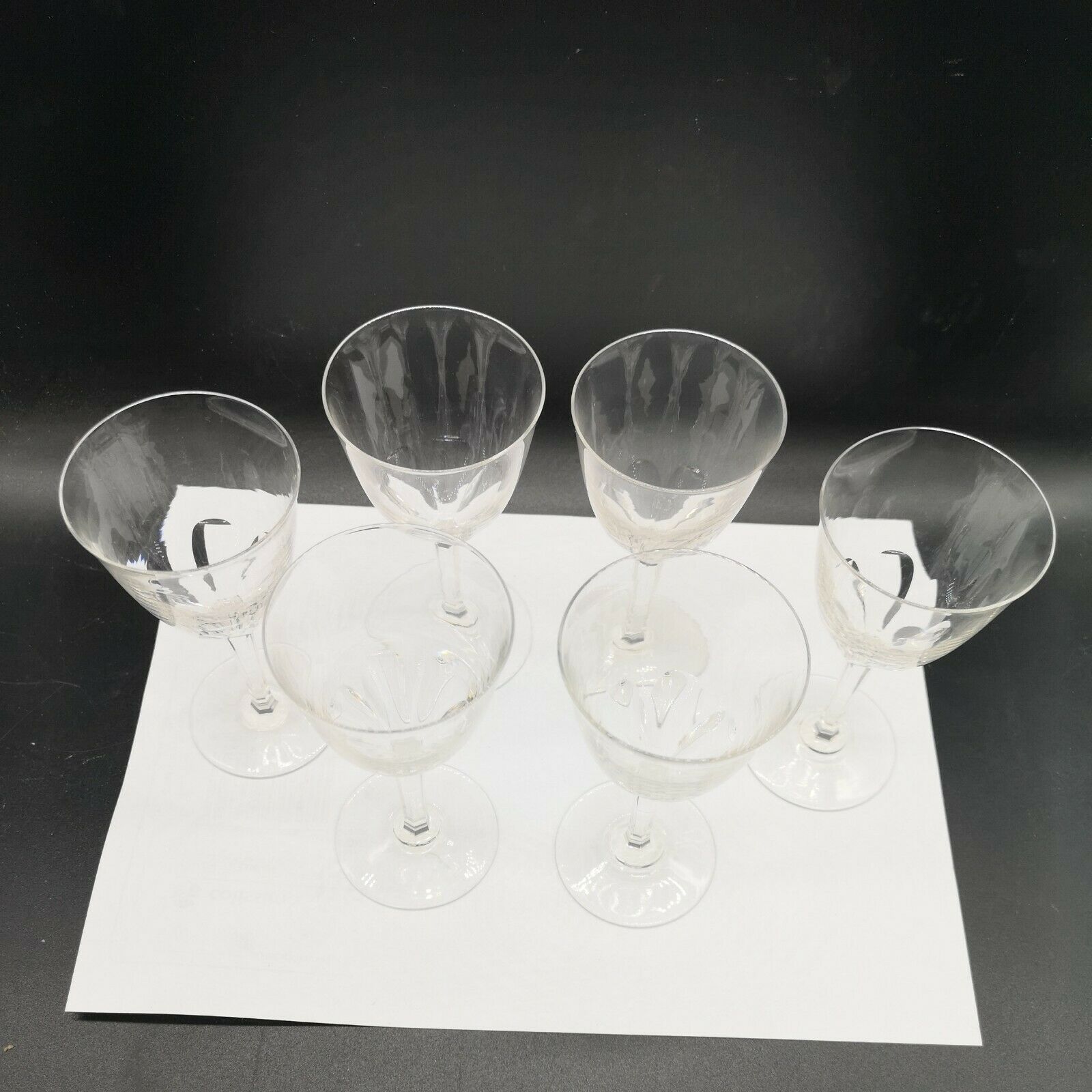 Series of 6 white wine glasses signed Baccarat model Zurich