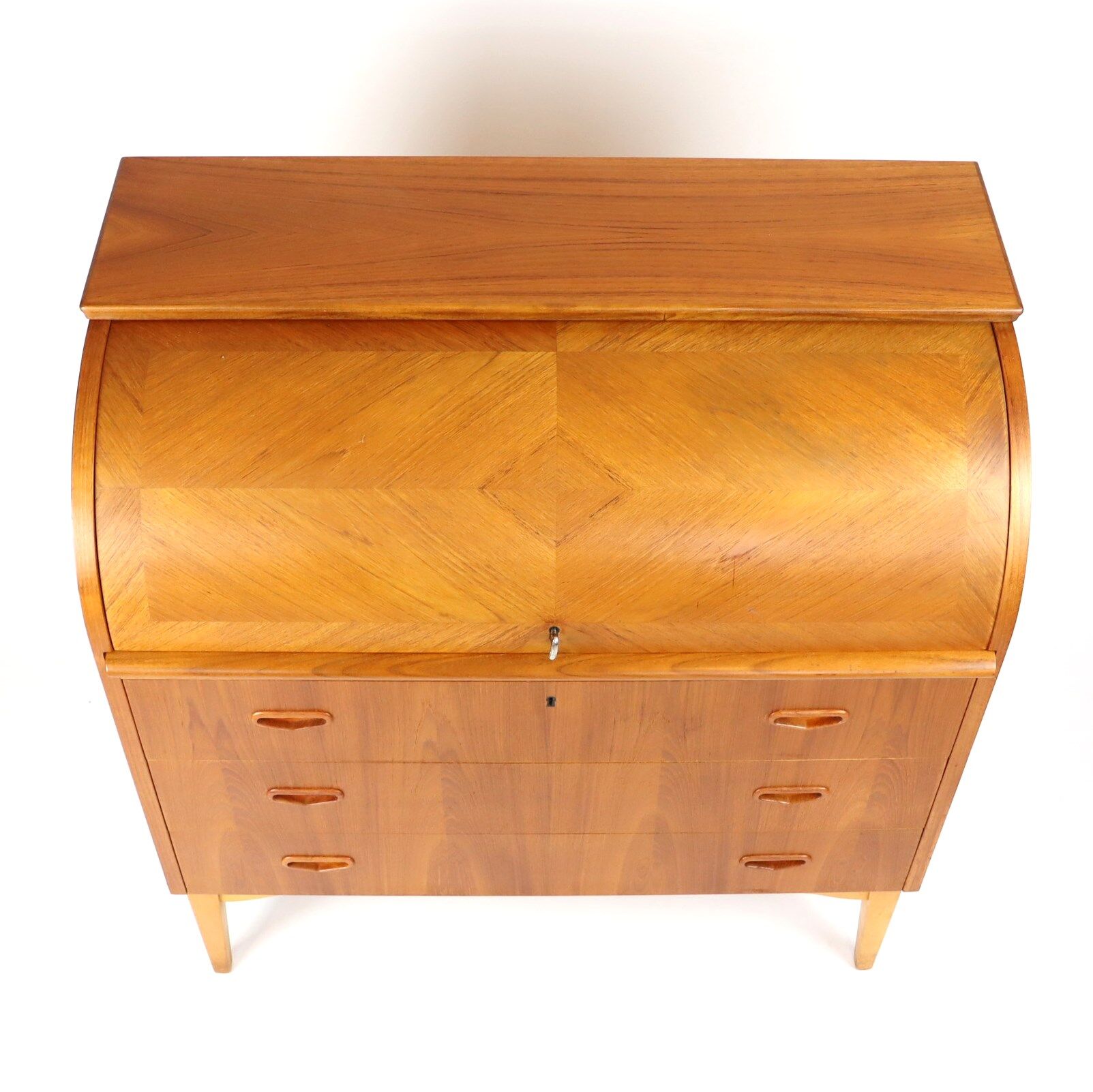 Teak secretary of Egon Ostergaard