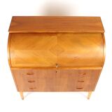 Teak secretary of Egon Ostergaard