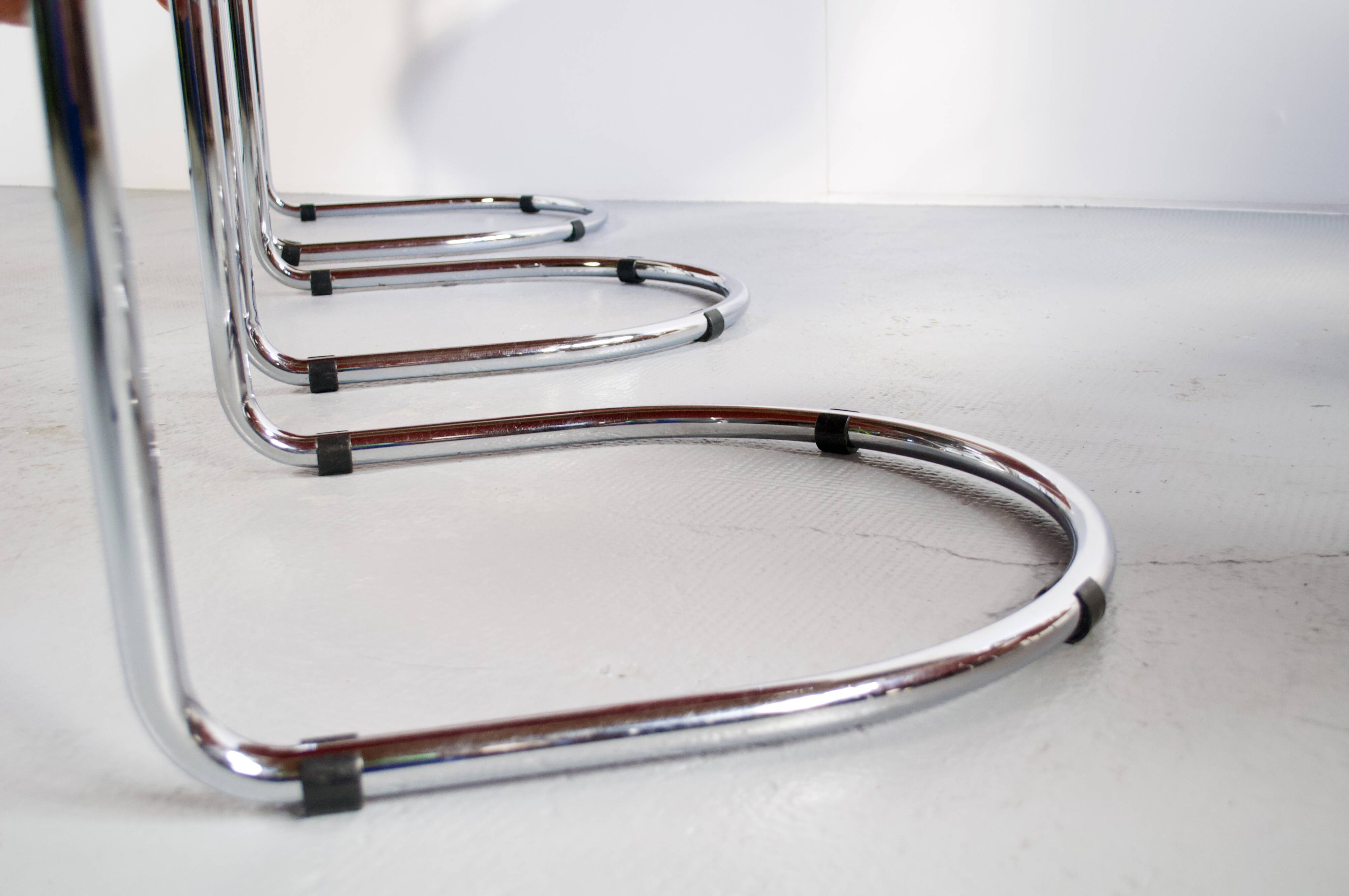 Set of 6 armchairs by Guido Faleschini, 1970s, Mariani Italia, publisher