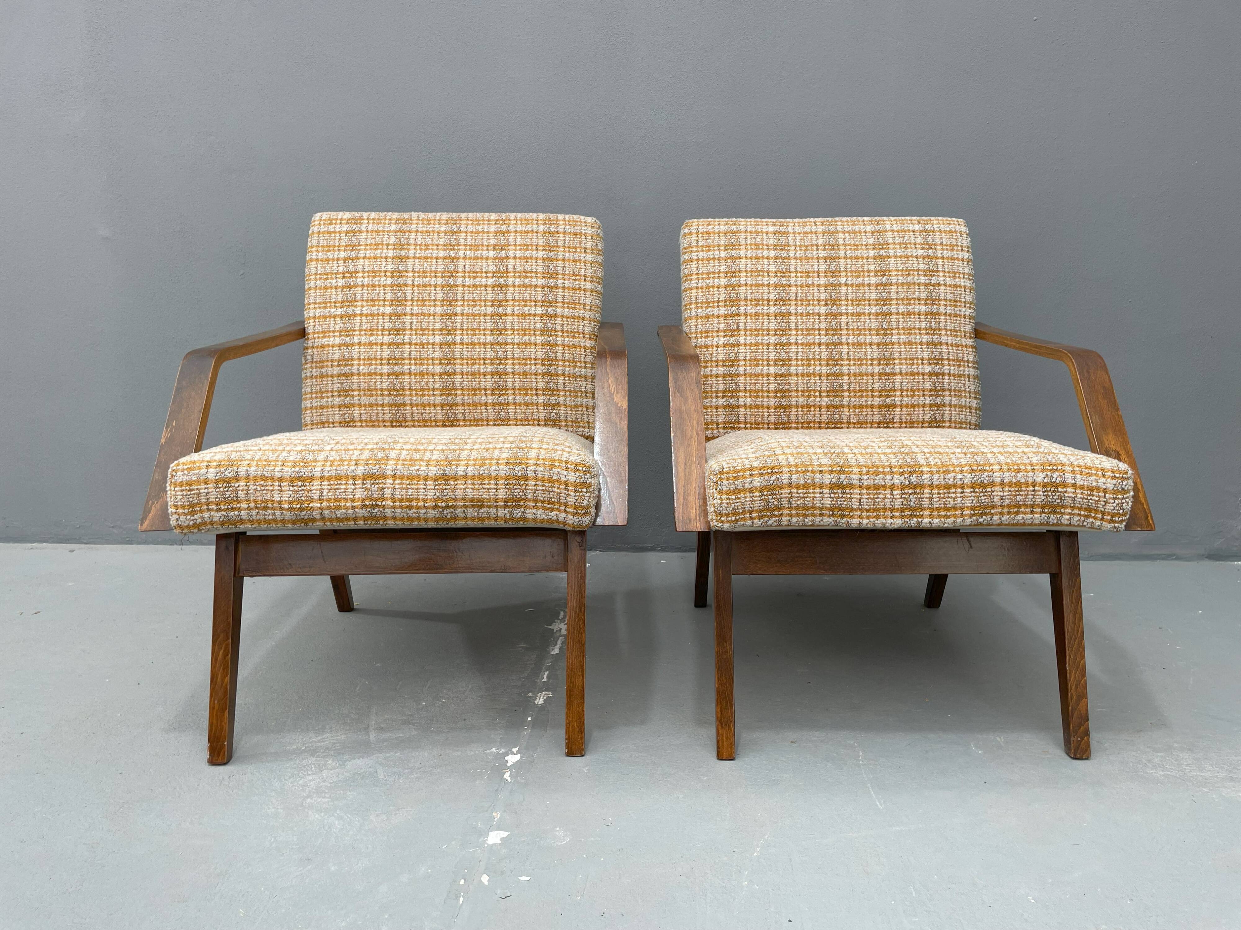 Paire de fauteuils vintage par MIER Topoľčany, 1970