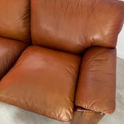Old 2-seater leather and walnut sofa design 70s Mobil Girgi Mario Marenco vintage Italy