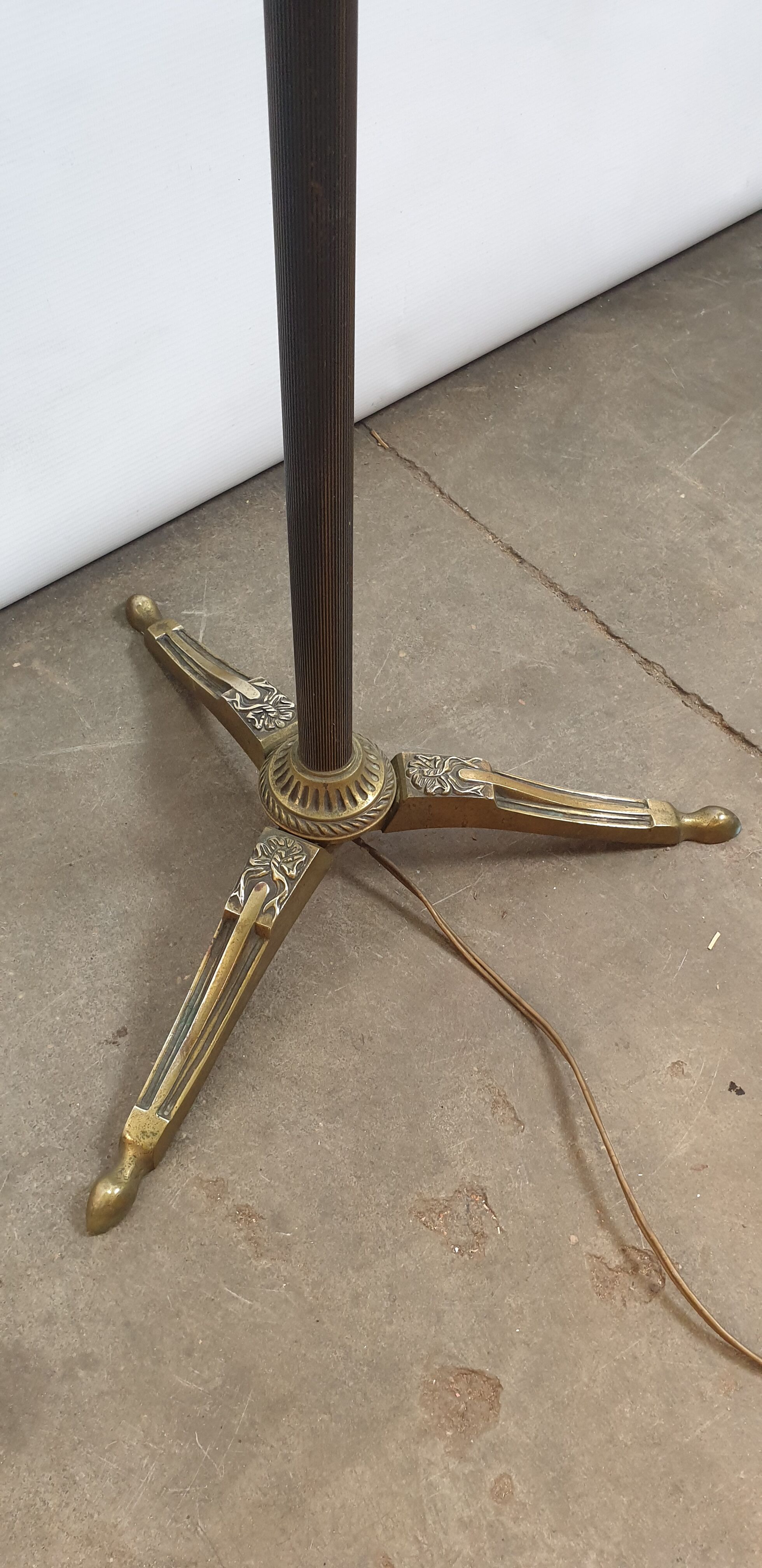 Brass lamppost foot 50s