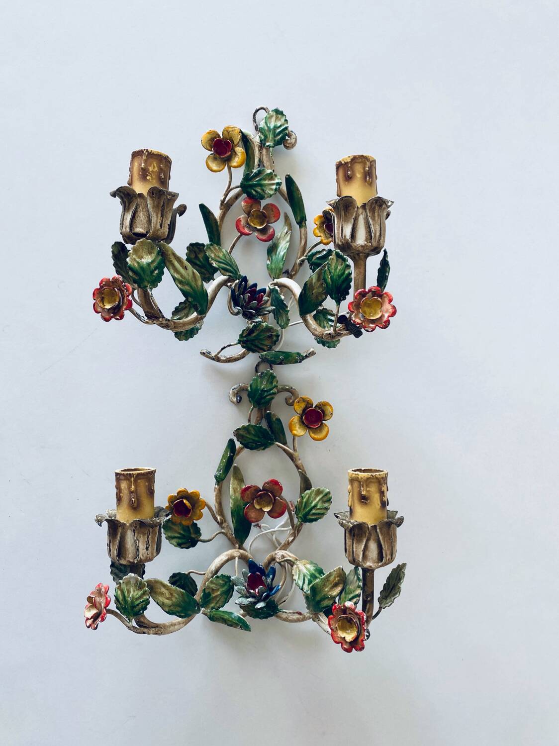 Pair of Italian wall lights