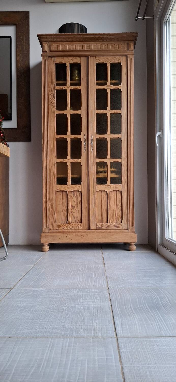 Armoire vitrée rénovée