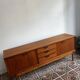 Buffet moderne du milieu du siècle – Meubles Stonehill
