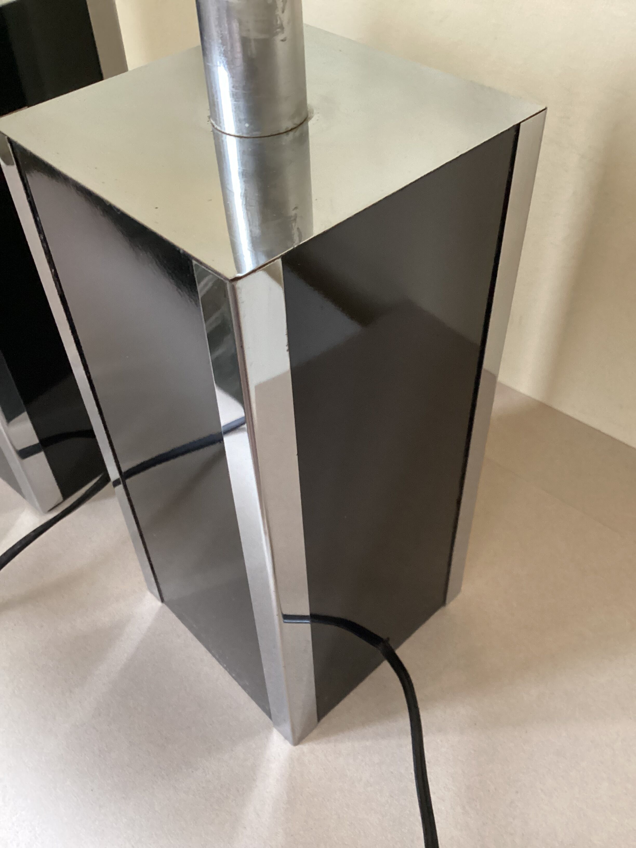 Pair of lamp feet years 70-80