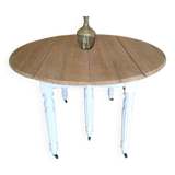 Renovated oak folding table