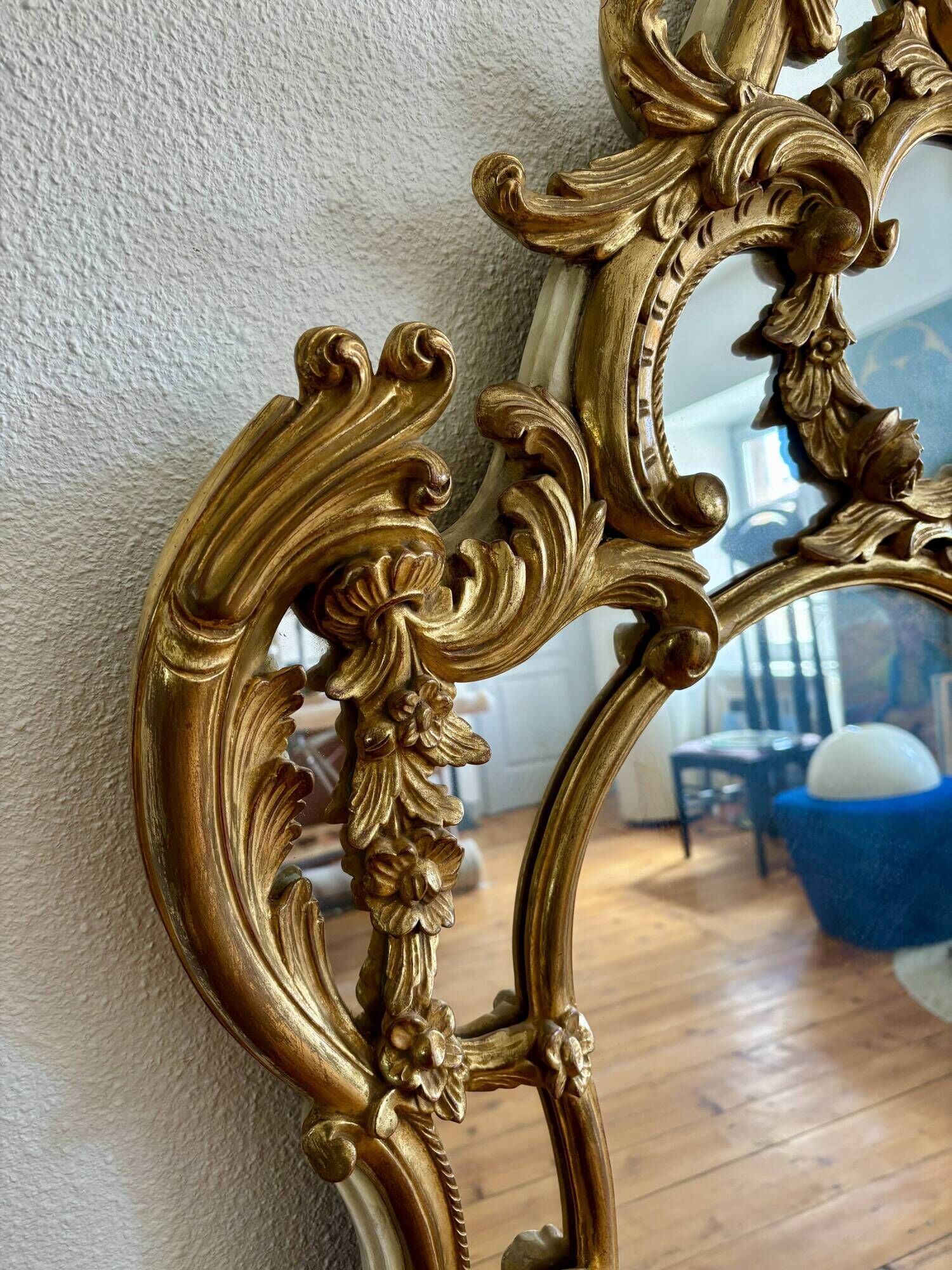 Large gold mirror in Louis XV style