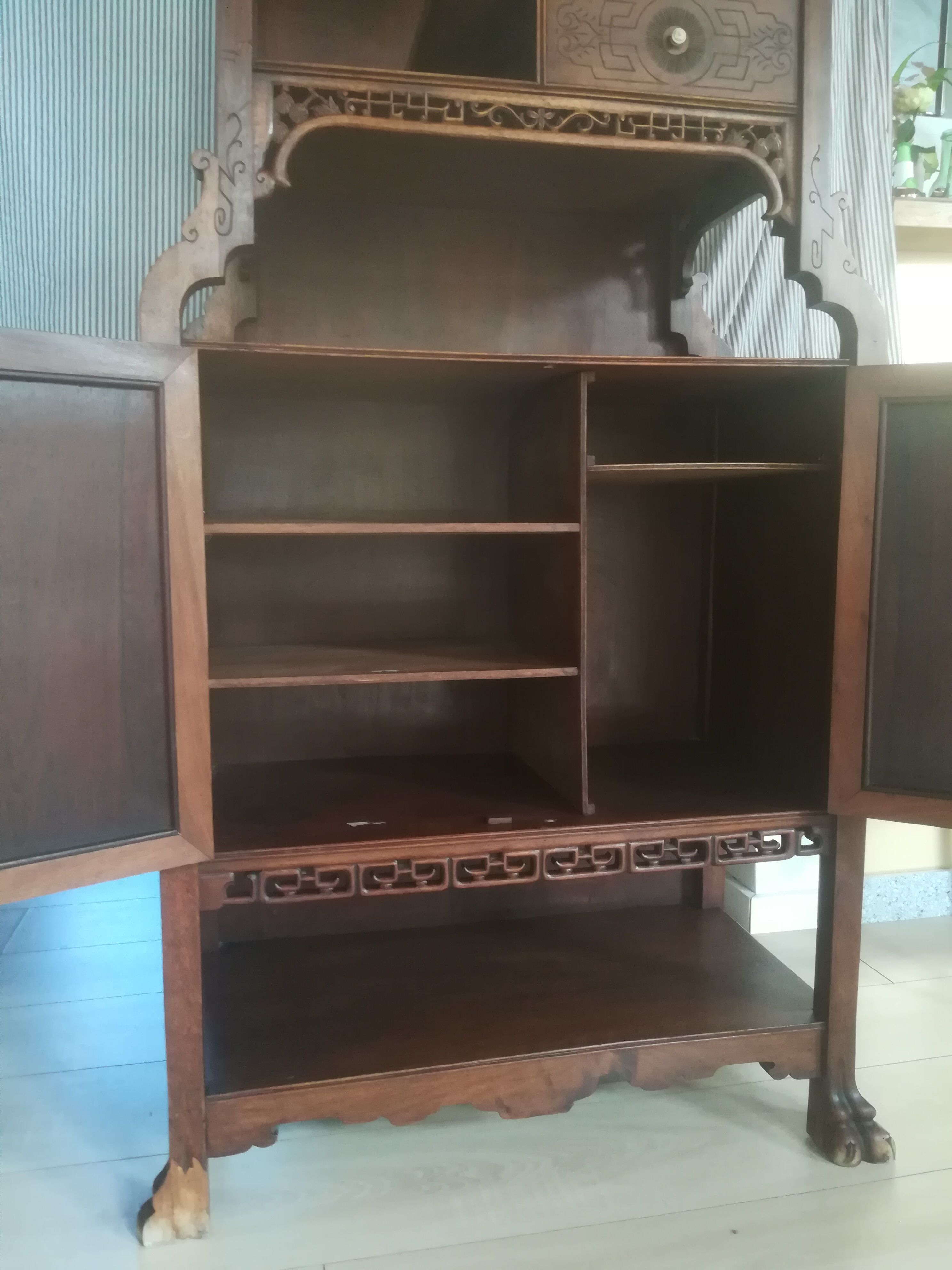 Japanese cabinet XIXs