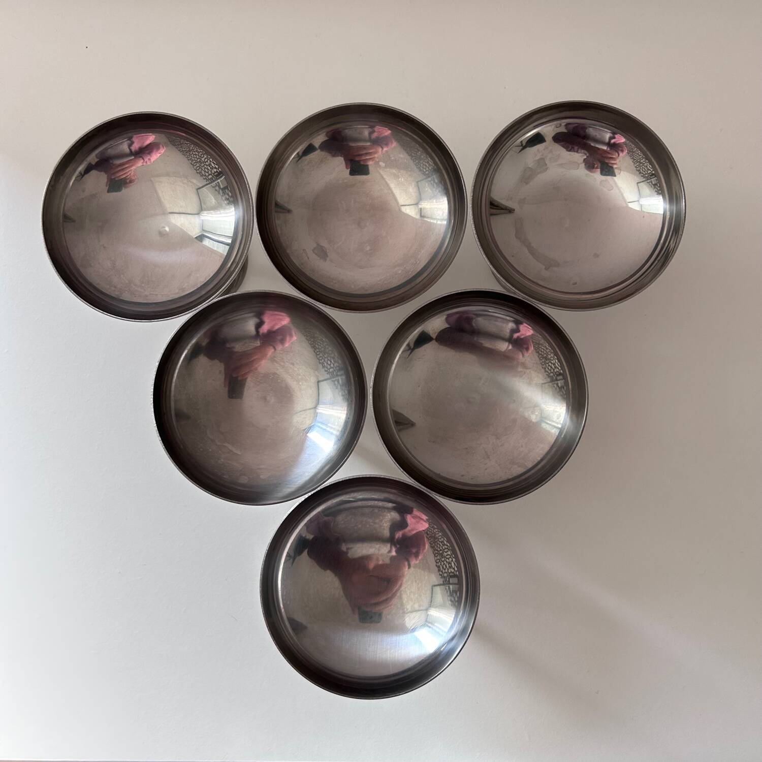 Service of 6 stainless steel cutlery sets.